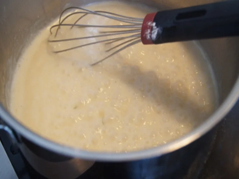 Rezept: Gekochte Eier in Dillsauce mit geräucherten Lachs und Drillingen Bild Nr. 5 Gekochte Eier in Dillsauce mit geräucherten Lachs und Drillingen - Rezept - Bild Nr. 5