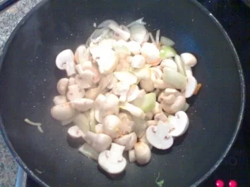 Bohnen-Pilz Pfanne mit Hähnchen - Rezept - Bild Nr. 4