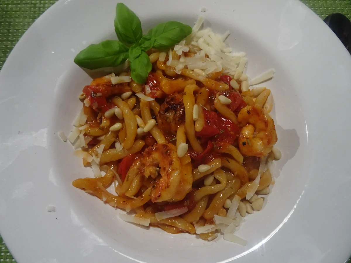 Pici ai pomodori confit con Gamberi - Rezept - Bild Nr. 2