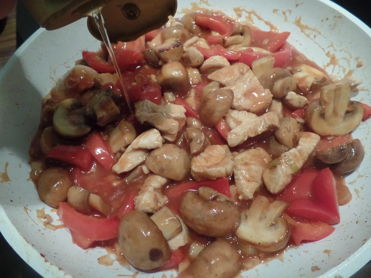 Putengeschnetzeltes süßsauer - Rezept - Bild Nr. 9557