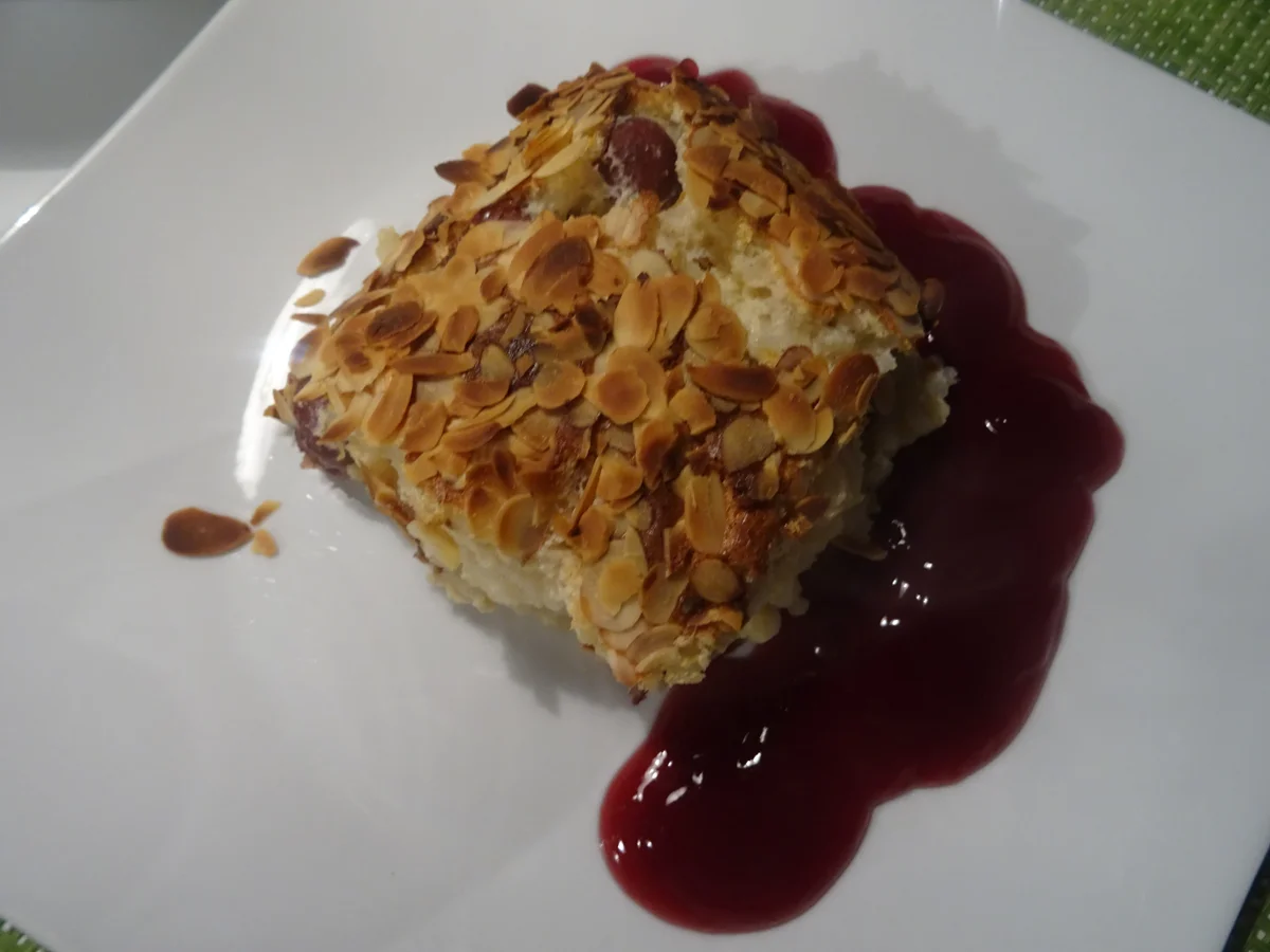 Milchreis-Kirsch-Auflauf mit Kirsch-Soße - Rezept - Bild Nr. 2