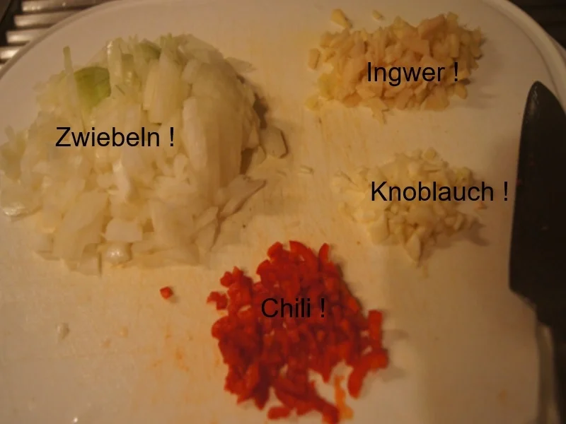 Grünkohl pikant gewürzt mit Brägenwurst, Schweine-braten Prager Art und Kartoffeln - Rezept - Bild Nr. 6