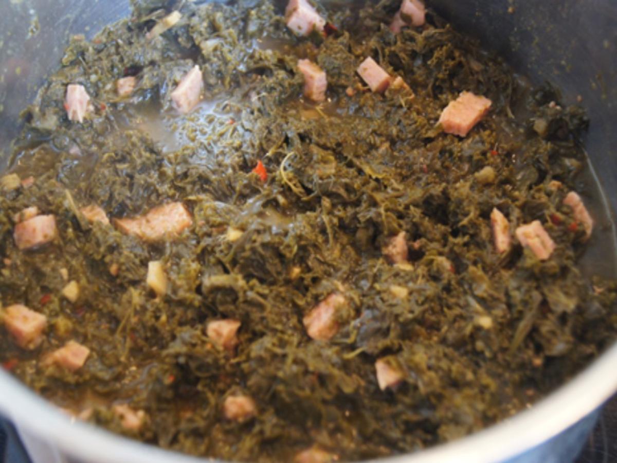 Grünkohl pikant gewürzt mit Brägenwurst, Schweine-braten Prager Art und Kartoffeln - Rezept - Bild Nr. 14