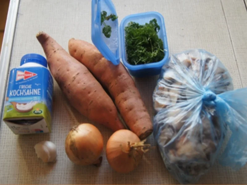 Rezept: Steinpilzpfanne mit Süßkartoffelstampf Bild Nr. 3 Steinpilzpfanne mit Süßkartoffelstampf - Rezept - Bild Nr. 3