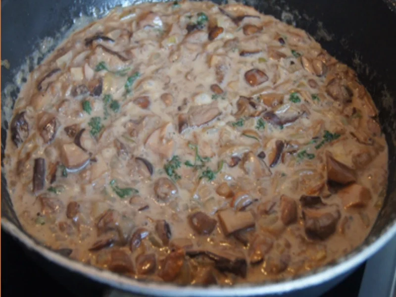 Rezept: Steinpilzpfanne mit Süßkartoffelstampf Bild Nr. 9 Steinpilzpfanne mit Süßkartoffelstampf - Rezept - Bild Nr. 9