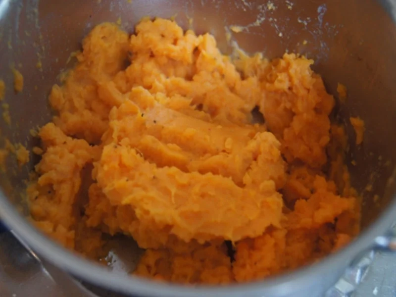 Rezept: Steinpilzpfanne mit Süßkartoffelstampf Bild Nr. 12 Steinpilzpfanne mit Süßkartoffelstampf - Rezept - Bild Nr. 12