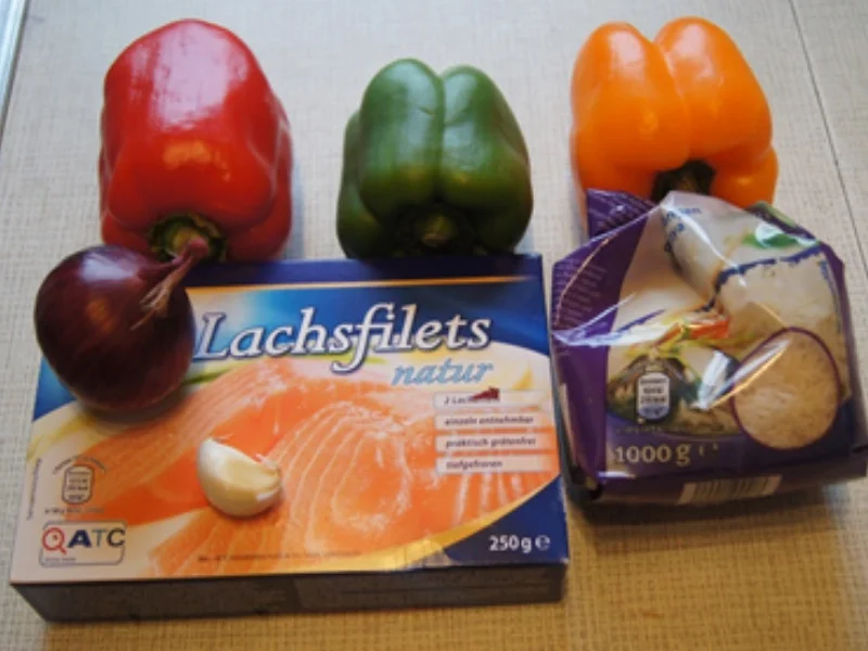 Lachs mit Paprikaschmorgemüse und gelben Basmatireis - Rezept - Bild Nr. 3