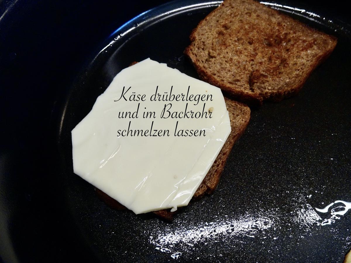 herzhafter Zwiebeltoast mit Spiegelei - Rezept - kochbar.de