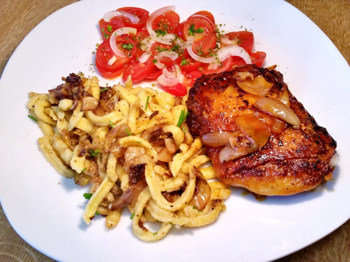 Rezept: gebratener Butter-Spitzkohl, vereint mit Spätzle Bild Nr. 2 gebratener Butter-Spitzkohl, vereint mit Spätzle - Rezept - Bild Nr. 2