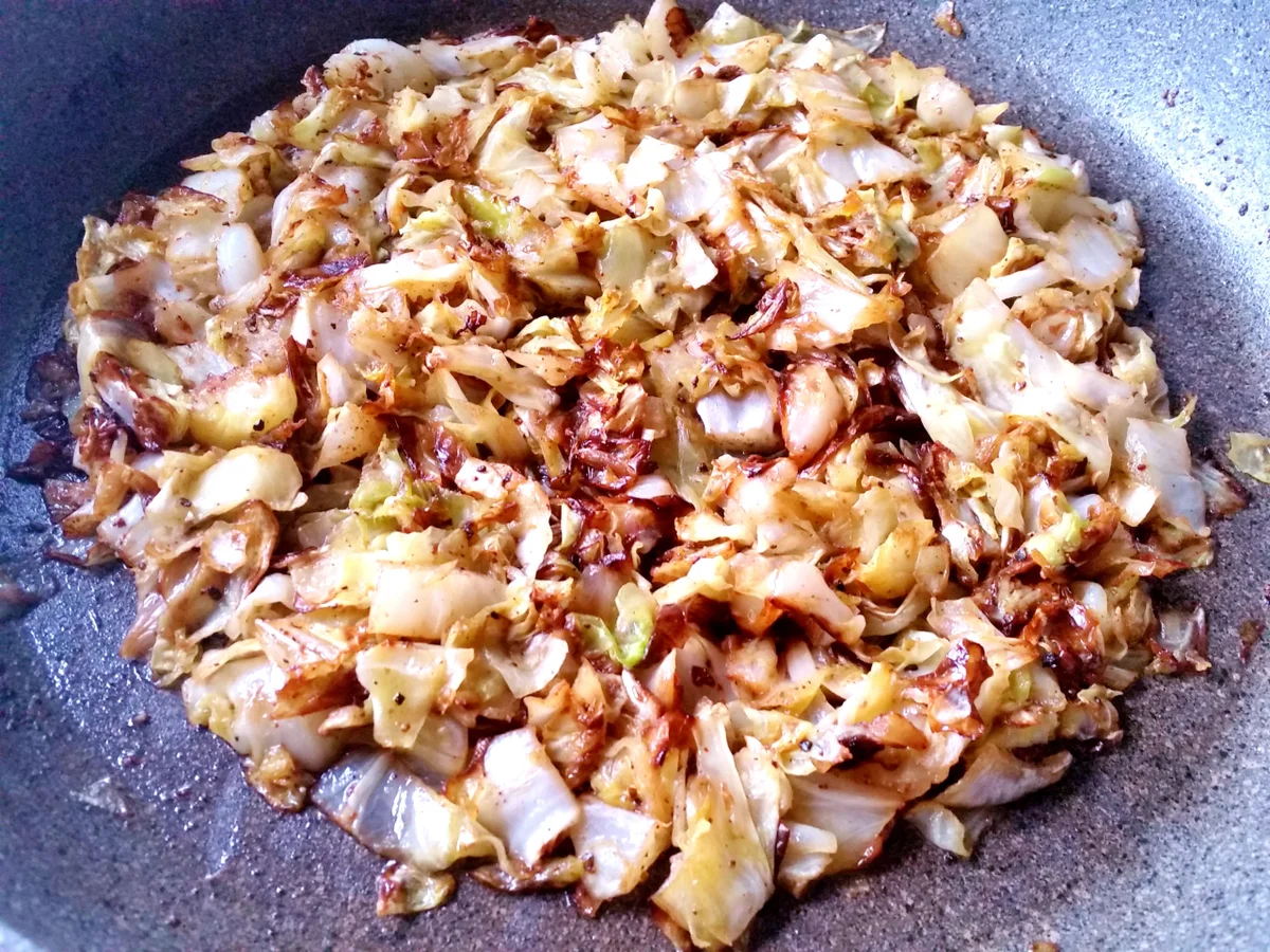 Rezept: gebratener Butter-Spitzkohl, vereint mit Spätzle Bild Nr. 8 gebratener Butter-Spitzkohl, vereint mit Spätzle - Rezept - Bild Nr. 8