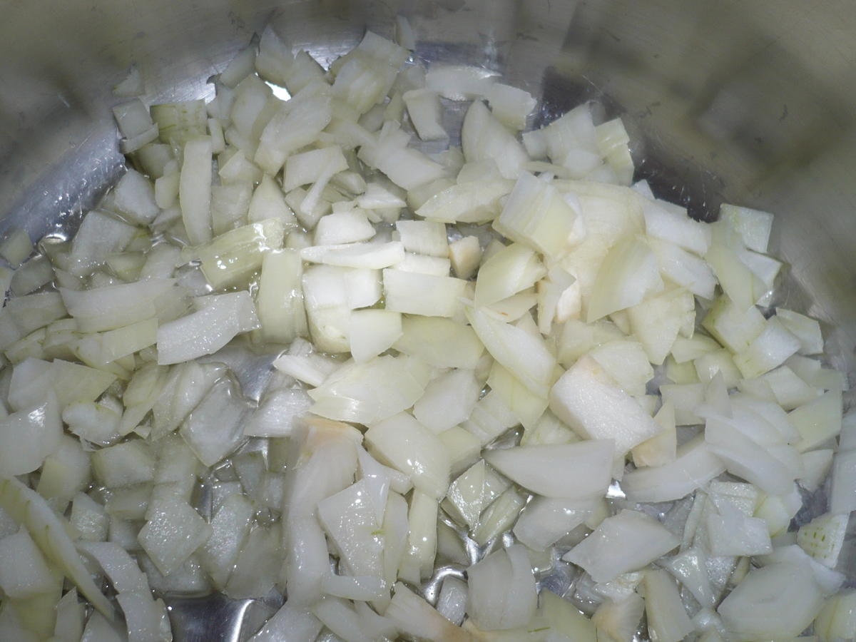 Pastinakensuppe mit Forelle und Birne - einfach - von rollimops Pastinakensuppe mit Forelle und Birne - einfach - von rollimops