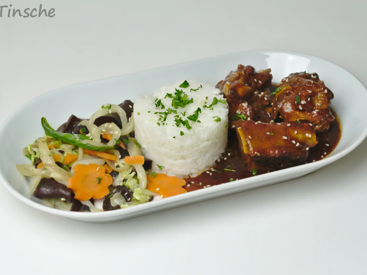 Geschmorte Schweinerippchen - Rezept - Bild Nr. 8