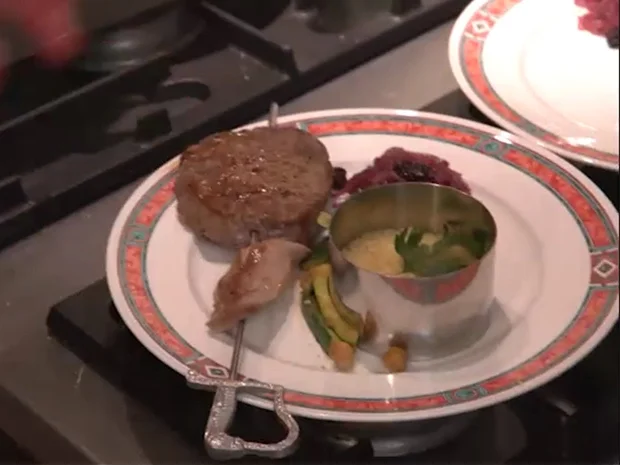 Rezept: Lamm-trifft-Rind-Brochette mit Couscous, Zucchini und Zwiebeln Bild Nr. 2 Lamm-trifft-Rind-Brochette mit Couscous, Zucchini und Zwiebeln - Rezept - Bild Nr. 2