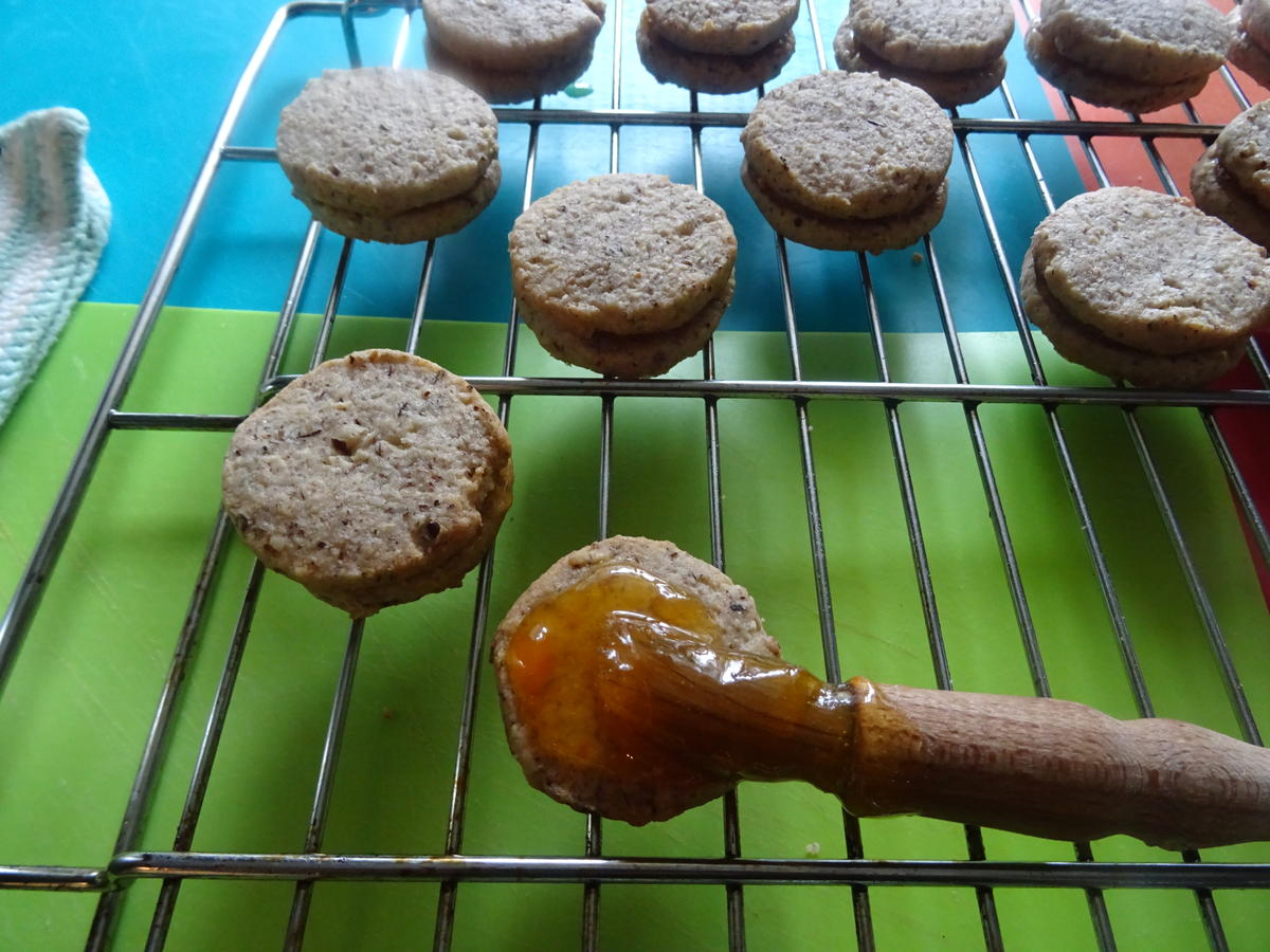 Haselnuss Törtchen - einfach - von barbara62 Haselnuss Törtchen - einfach - von barbara62