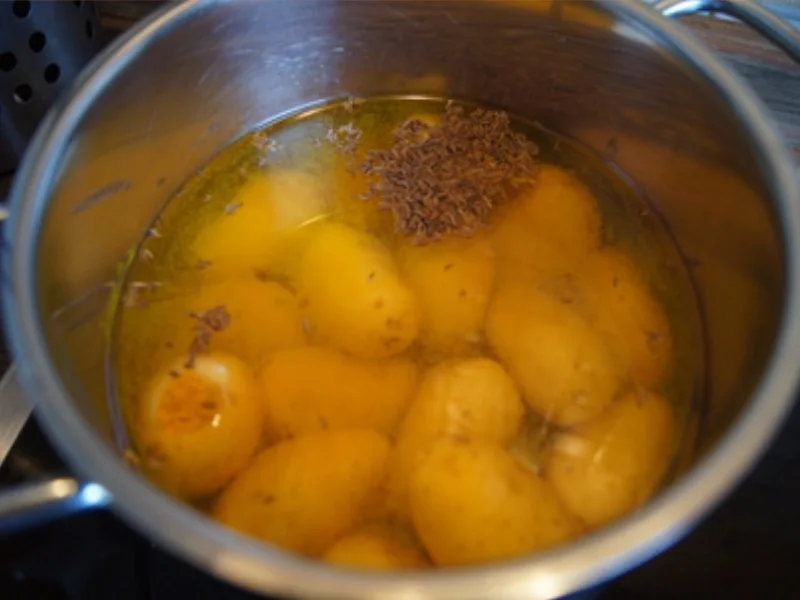 Rezept: Seelachsfilet mit Brokkoli und Drillingen mit Petersilie Bild Nr. 11 Seelachsfilet mit Brokkoli und Drillingen mit Petersilie - Rezept - Bild Nr. 11