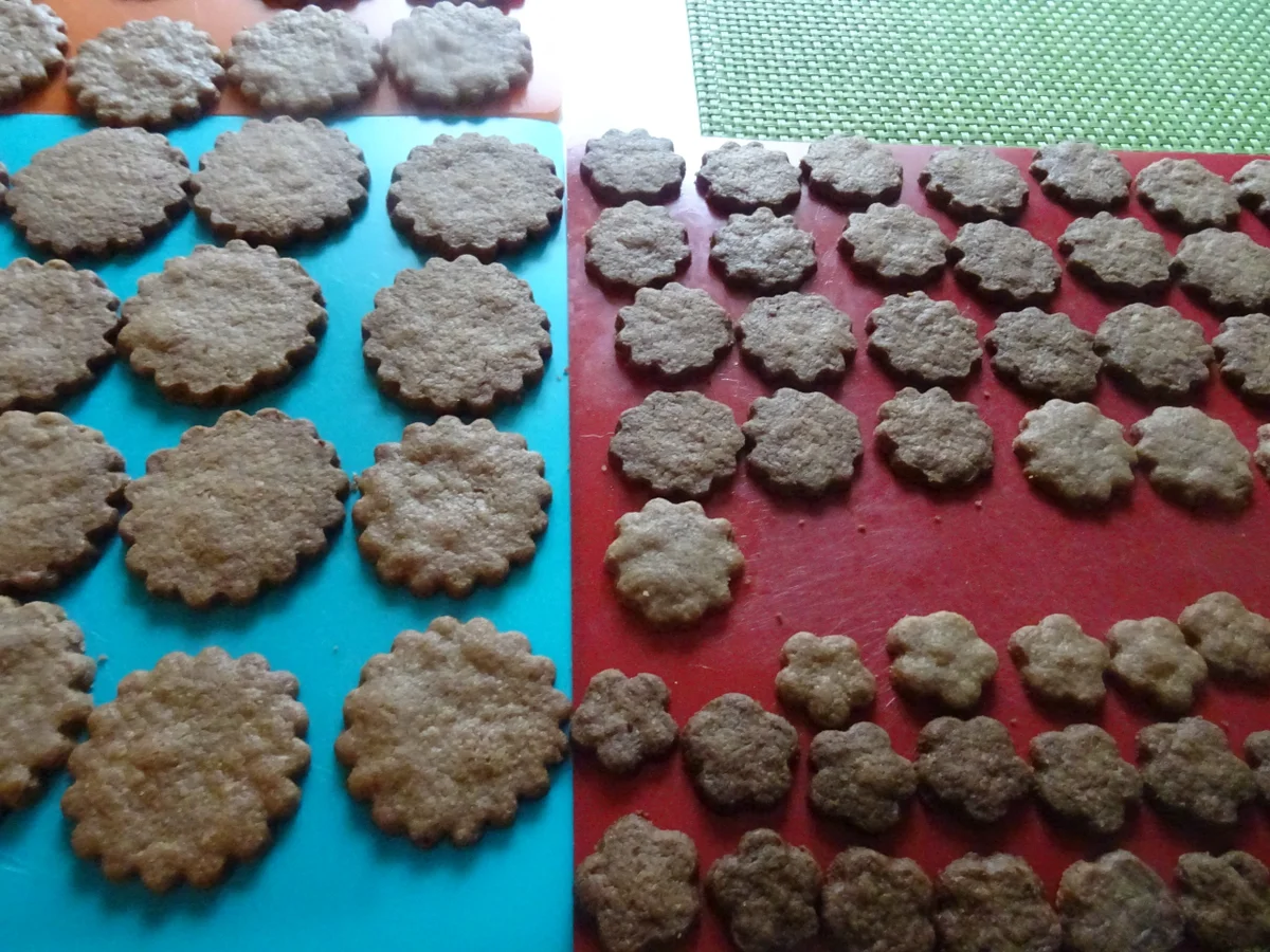 Rezept: Nougat-Terrassen-Plätzchen Bild Nr. 6 Nougat-Terrassen-Plätzchen - Rezept - Bild Nr. 6