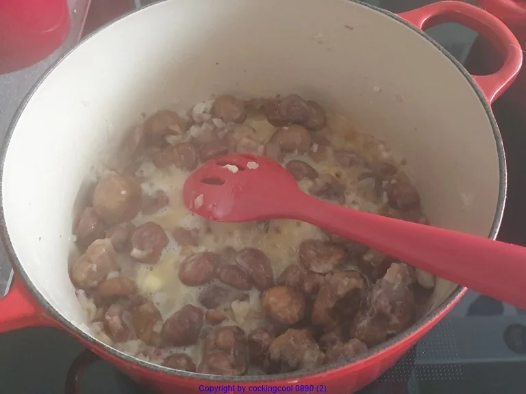 Maroni Suppe (Modifiziertes Rezept- Maronensuppe) - Rezept - Bild Nr. 9593