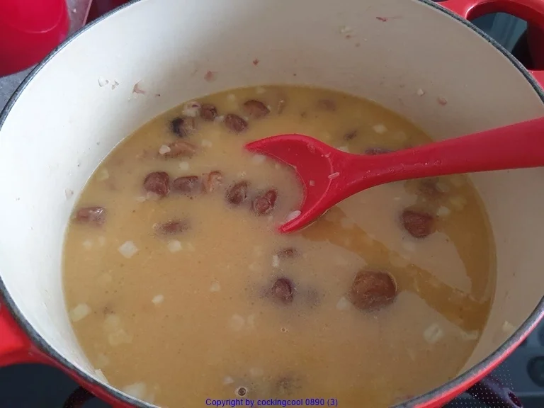 Maroni Suppe (Modifiziertes Rezept- Maronensuppe) - Rezept - Bild Nr. 9596