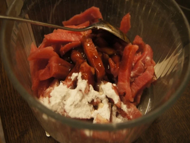 Schweinefilet mit Gemüse im Wok und Basmatireis - Rezept - Bild Nr. 6