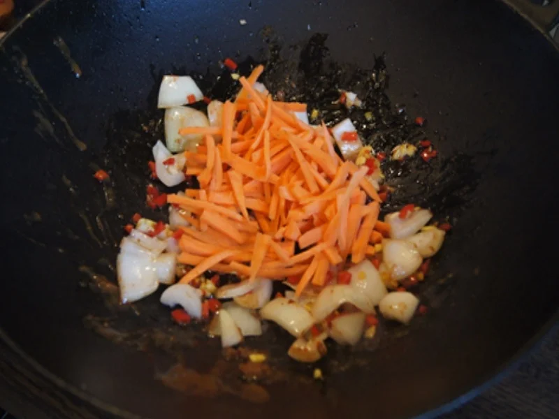 Schweinefilet mit Gemüse im Wok und Basmatireis - Rezept - Bild Nr. 11