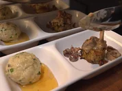 ,,Die drei Gaudinockerl‘‘: verschiedene Knödel, dazu selbstgemachte Suppe - Rezept - Bild Nr. 2