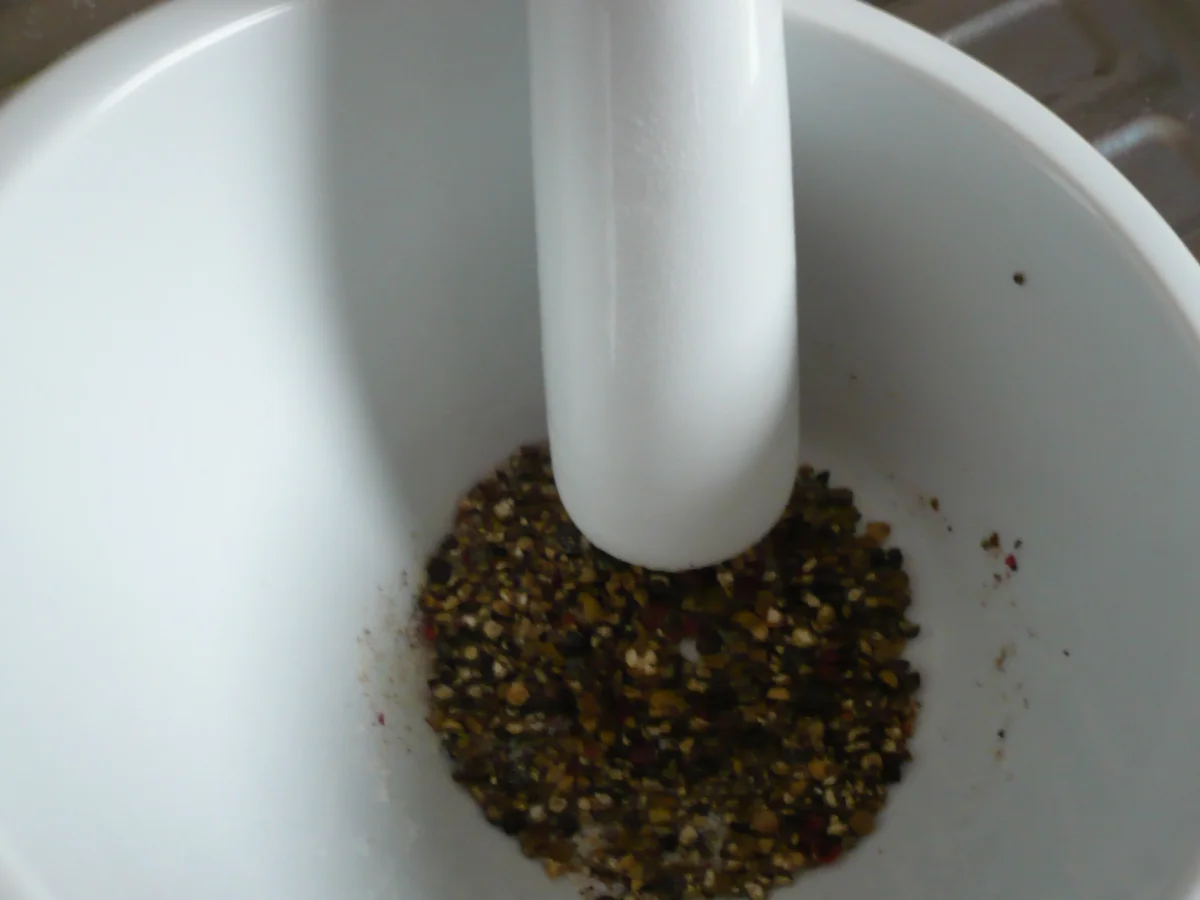 Scharf gebratener Schweinenacken mit Ingwer - Chinakohl - Rezept - Bild Nr. 4