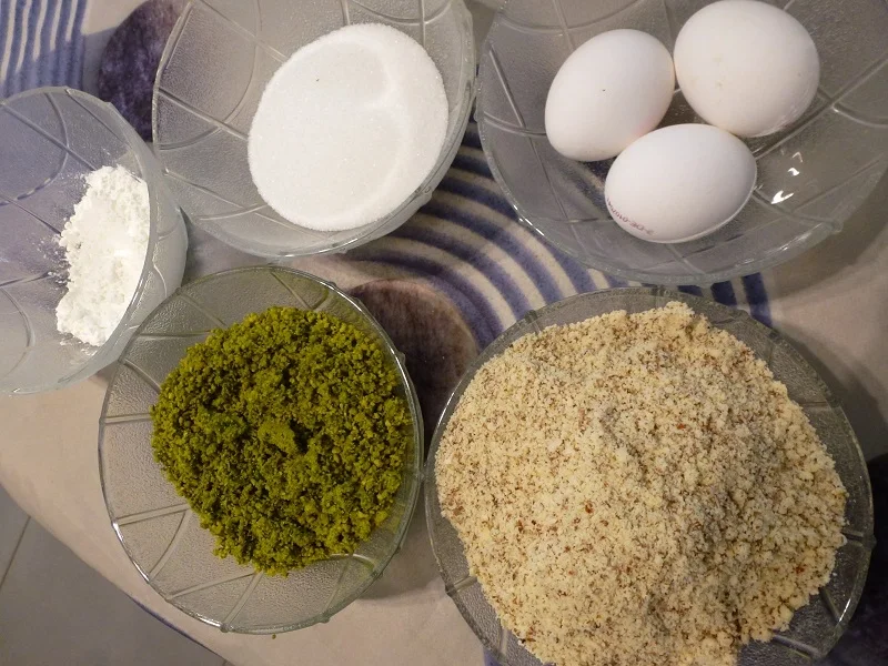 Rezept: Makronen mit Pistazien und Mandeln Bild Nr. 3 Makronen mit Pistazien und Mandeln - Rezept - Bild Nr. 3