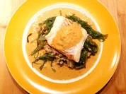 Kabeljau auf Graupenrisotto mit Thai-Curry-Schaum - Rezept - Bild Nr. 2