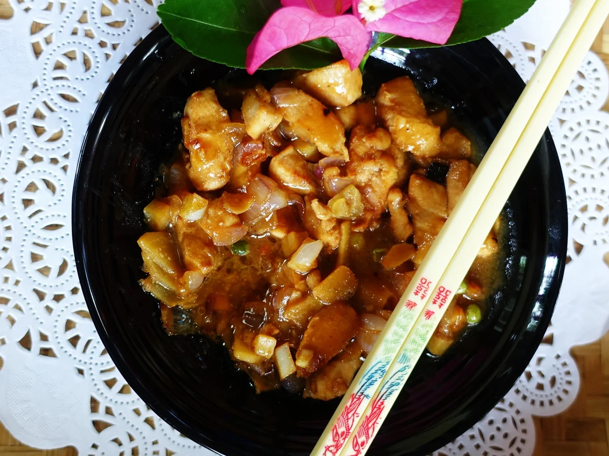 Rezept: Ingwerhuhn in scharfer Teriyaki-Sauce Bild Nr. 2 Ingwerhuhn in scharfer Teriyaki-Sauce - Rezept - Bild Nr. 2