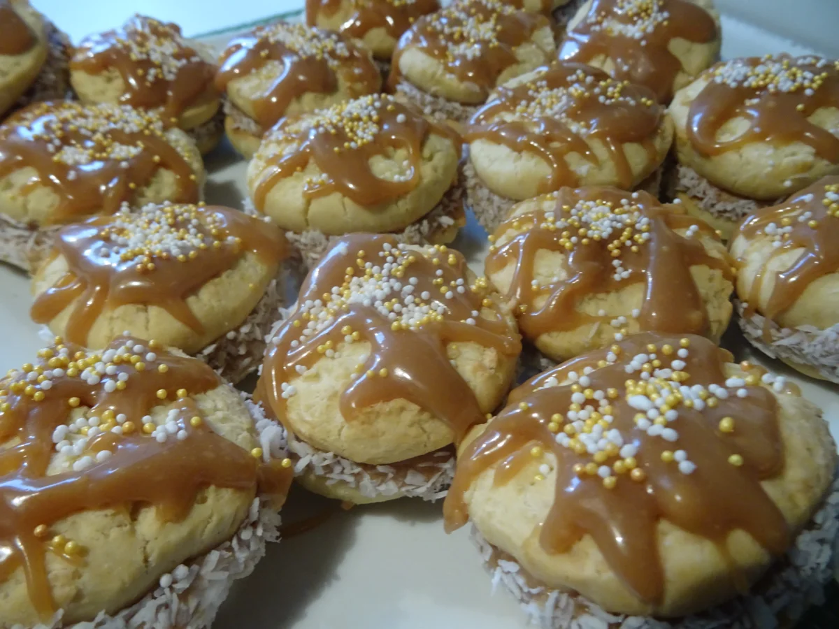 Rezept: Karamell-Plätzchen Bild Nr. 9596 Karamell-Plätzchen - Rezept - Bild Nr. 9596