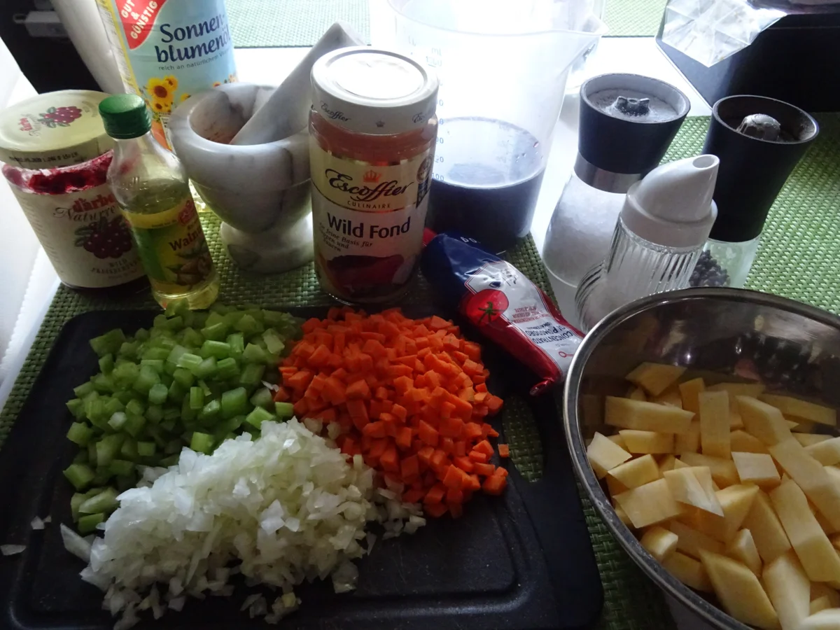 Wild-Ragout nach italienischer Art mit Pappardelle - Rezept - Bild Nr. 9605