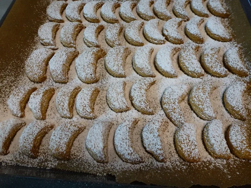 Rezept: Halbmonde Bild Nr. 10 Halbmonde - Rezept - Bild Nr. 10