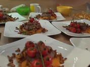 Rezept: Rinderfilet an Sรผรkartoffelpรผree und Barolo-Jus Bild Nr. 2 Rinderfilet an Sรผรkartoffelpรผree und Barolo-Jus - Rezept - Bild Nr. 2