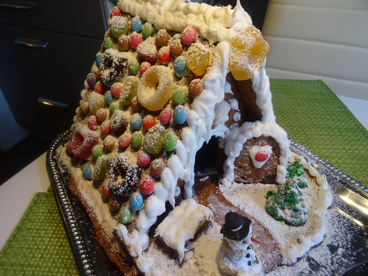 Lebkuchenhaus "Villa Kunterbund" - Rezept - Bild Nr. 9626