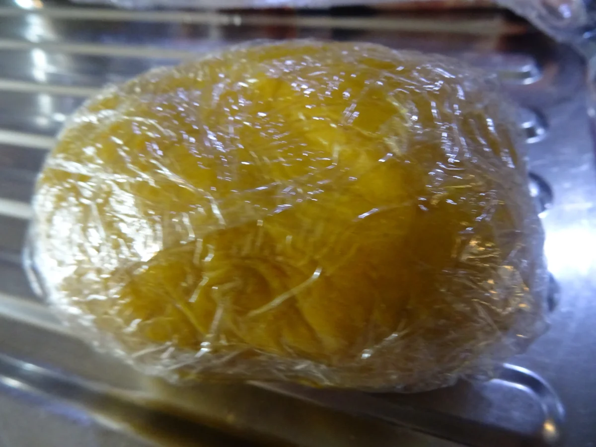 Ravioli-Sterne mit Tomaten-Parmesansoße, Zimt-Croutons und Bacon-Chip - Rezept - Bild Nr. 18