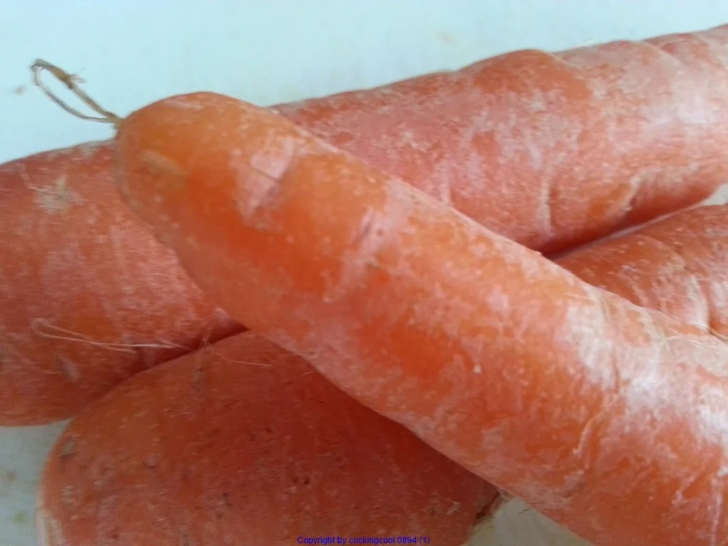 Rezept: Putenschnitzel- Spinat Gnocchi- Möhren Bild Nr. 4 Putenschnitzel- Spinat Gnocchi- Möhren - Rezept - Bild Nr. 4