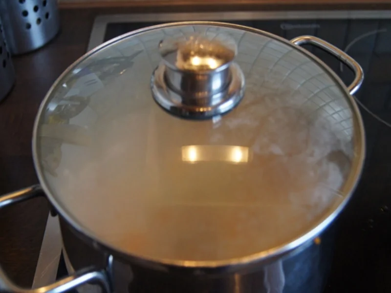 Rezept: Kürbissuppe mit pikanter Rinderhackeinlage Bild Nr. 9663 Kürbissuppe mit pikanter Rinderhackeinlage - Rezept - Bild Nr. 9663