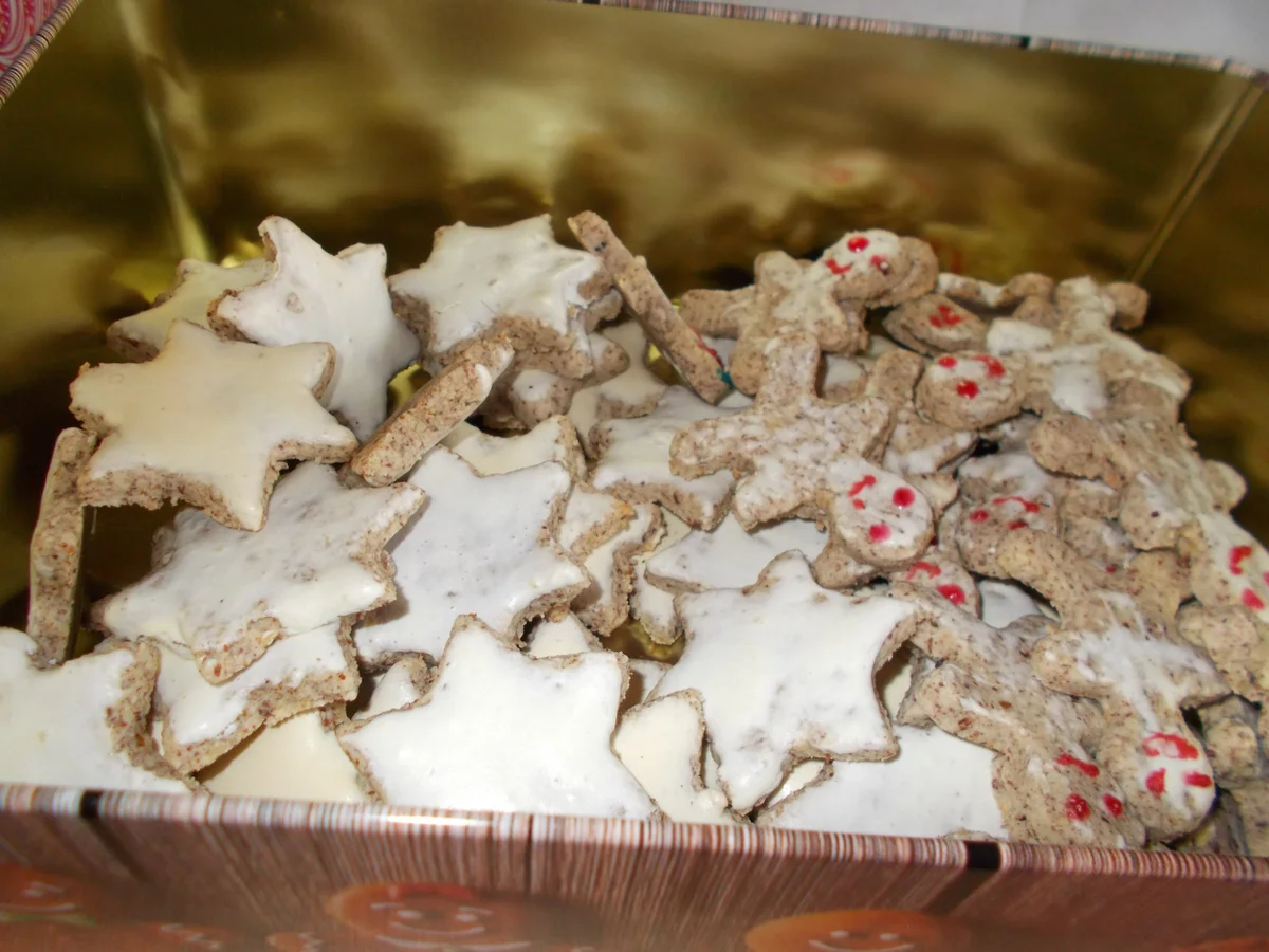 ZIMTSTERNE und MÄNNCHEN - Rezept - Bild Nr. 4