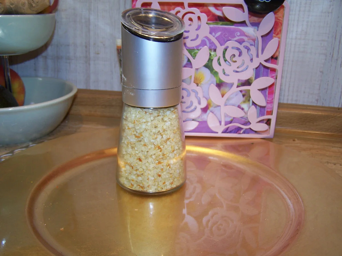 Rezept: Meer-Salz mit Orangenschale Bild Nr. 2 Meer-Salz mit Orangenschale - Rezept - Bild Nr. 2