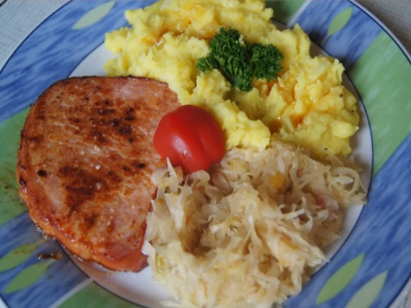Kasseler mit herzhaften Sauerkraut und Kartoffel-stampf - Rezept - Bild Nr. 11