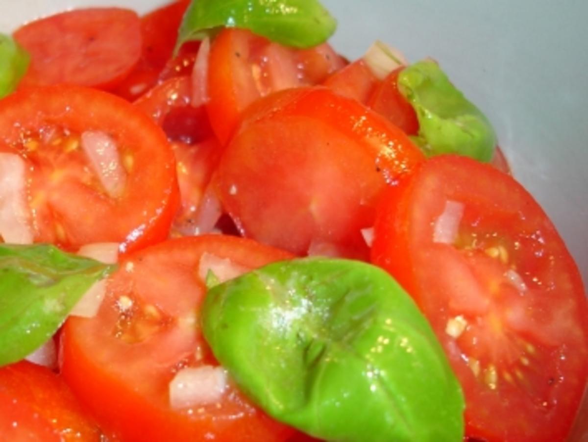 Bilder für Tomatensalat ganz einfach - Rezept