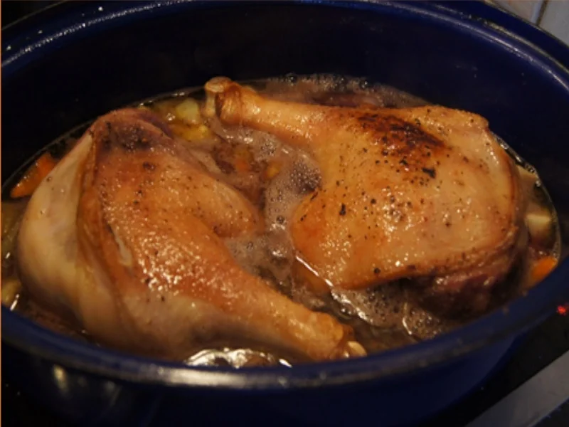 Gänsekeule mit Sauce, Ananas-Mango-Rotkohl und böhmischen Knödeln - Rezept - Bild Nr. 13