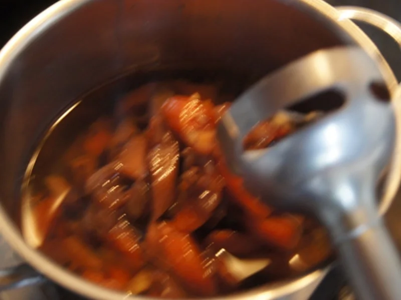 Gänsekeule mit Sauce, Ananas-Mango-Rotkohl und böhmischen Knödeln - Rezept - Bild Nr. 17