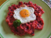 Rote-Bete-Kartoffel-Stampf mit Spiegelei und Chinakohlsalat - Rezept - Bild Nr. 2