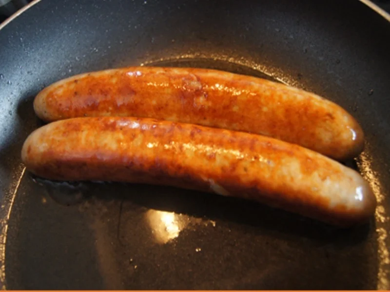 Thüringer Rostbratwurst mit Ananas-Mango-Rotkohl und Pastinaken-Möhren-Kartoffel-Stampf - Rezept - Bild Nr. 7