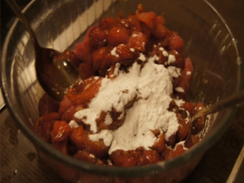 Chinesische Nudeln mit Schweinefilet, gemischten Gemüse und Ei im Wok - Rezept - Bild Nr. 8