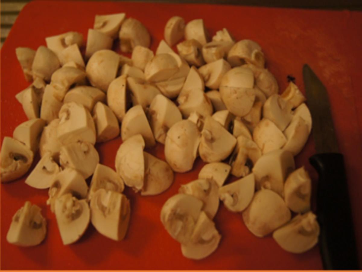 Chinesische Nudeln mit Schweinefilet, gemischten Gemüse und Ei im Wok - Rezept - Bild Nr. 11