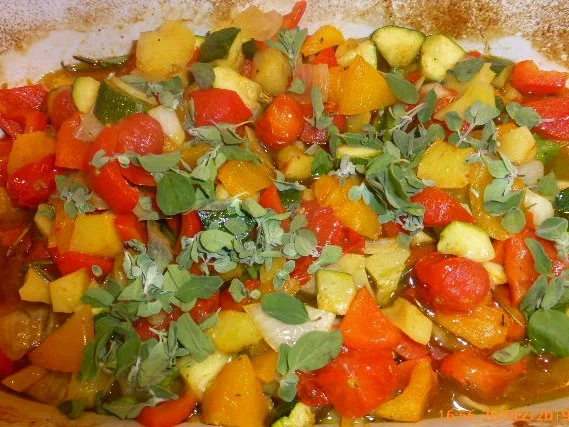 Salat von Ofengemüse , Burrata und Rucolapesto - Rezept - Bild Nr. 5