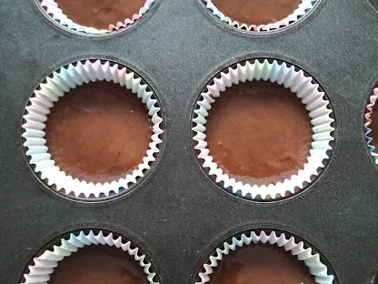 Rezept: Schoko - Cupcakes mit Orangensahne Bild Nr. 3 Schoko - Cupcakes mit Orangensahne - Rezept - Bild Nr. 3