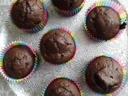 Rezept: Schoko - Cupcakes mit Orangensahne Bild Nr. 4 Schoko - Cupcakes mit Orangensahne - Rezept - Bild Nr. 4